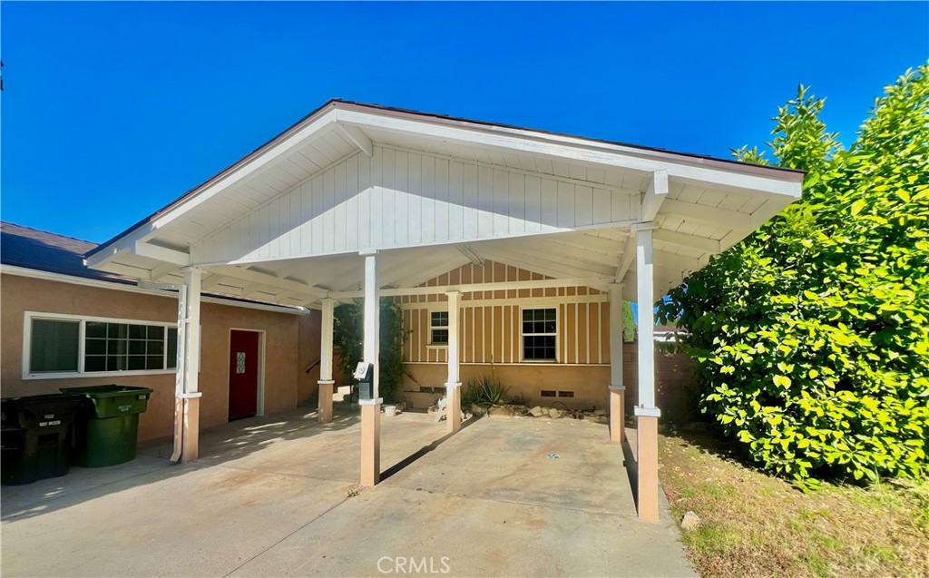 16527 Superior Property Photo 4