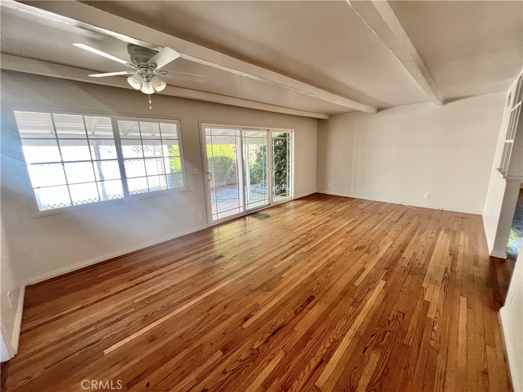 16527 Superior Property Photo 8