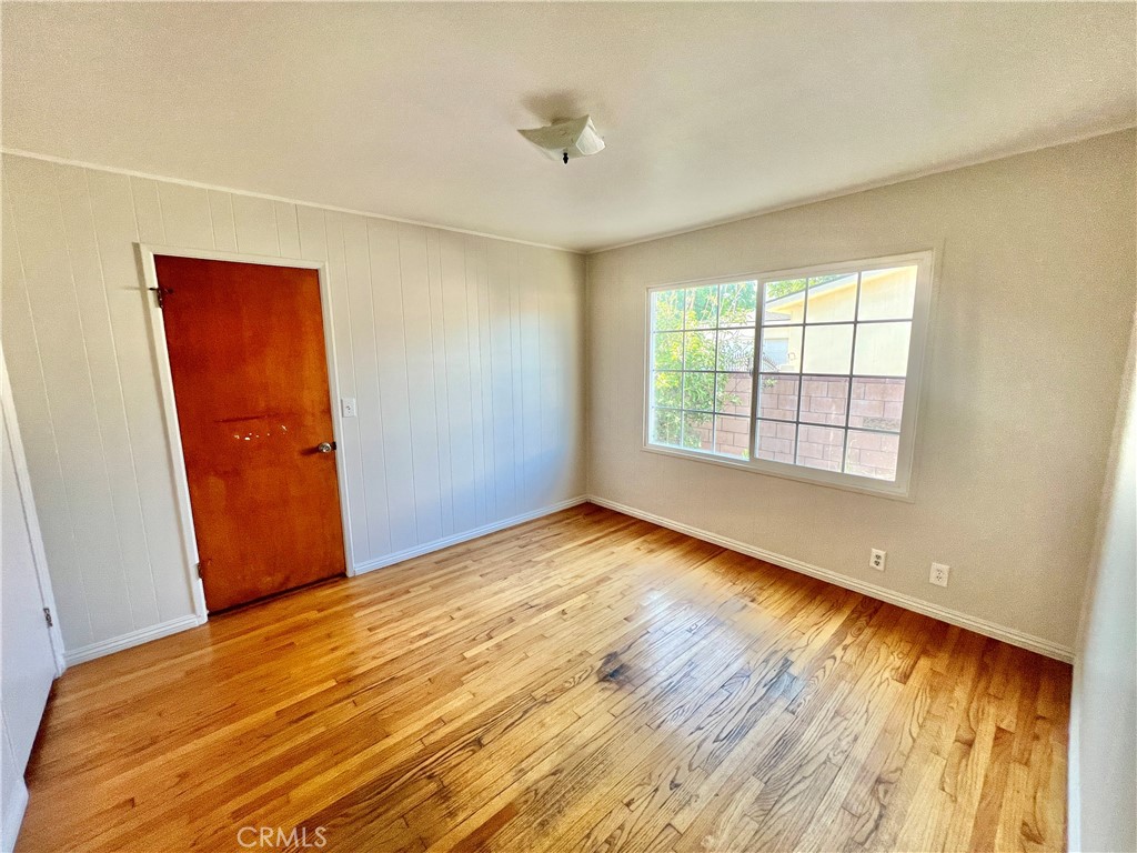 16527 Superior Property Photo 42