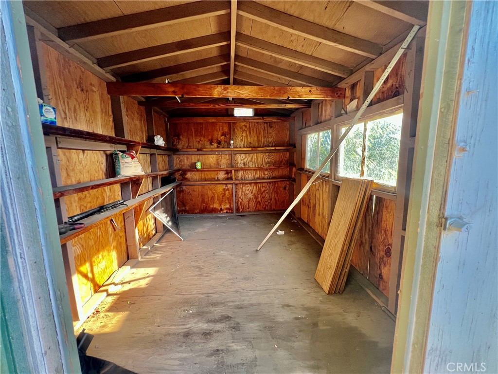 16527 Superior Property Photo 51