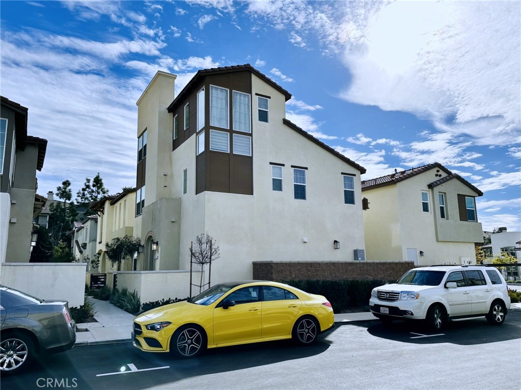 11052 Panoramic Property Photo 1
