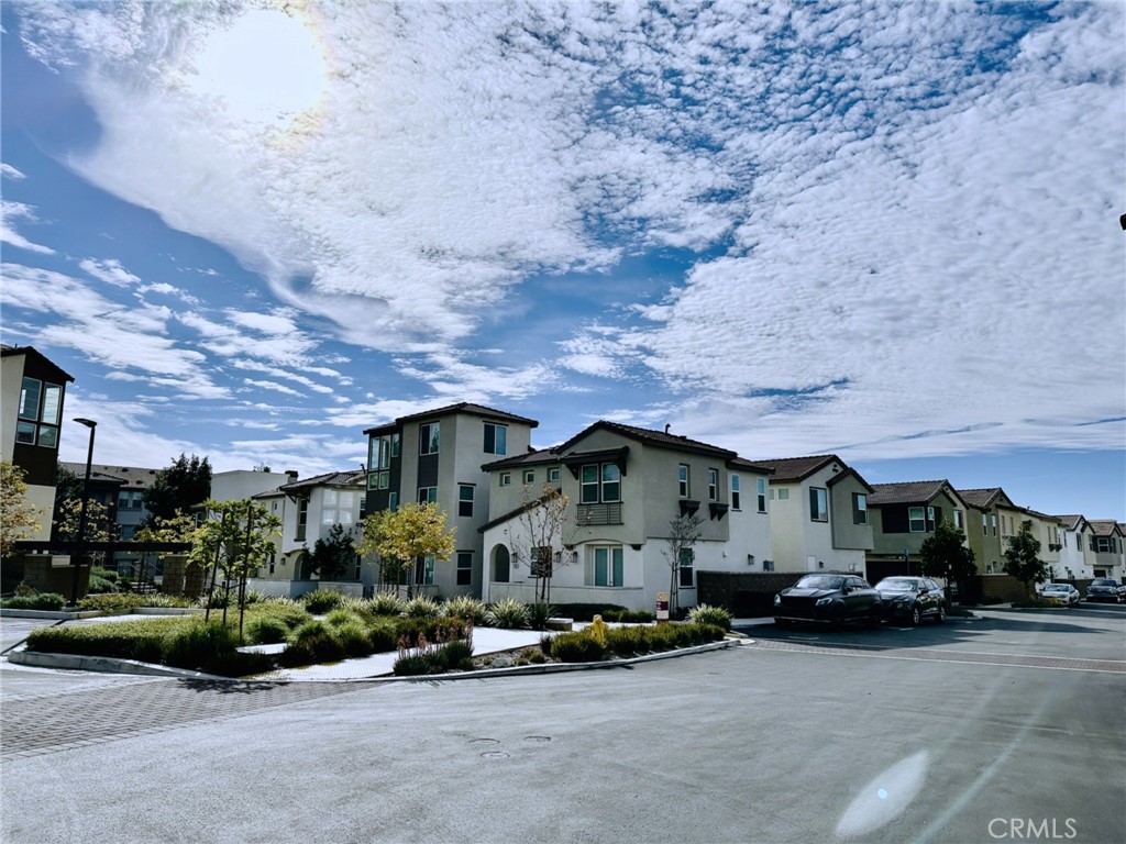 11052 Panoramic Property Photo 3