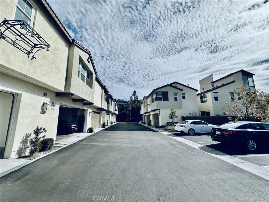 11052 Panoramic Property Photo 5