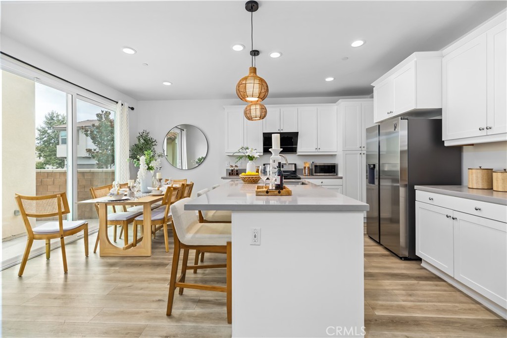 11052 Panoramic Property Photo 10