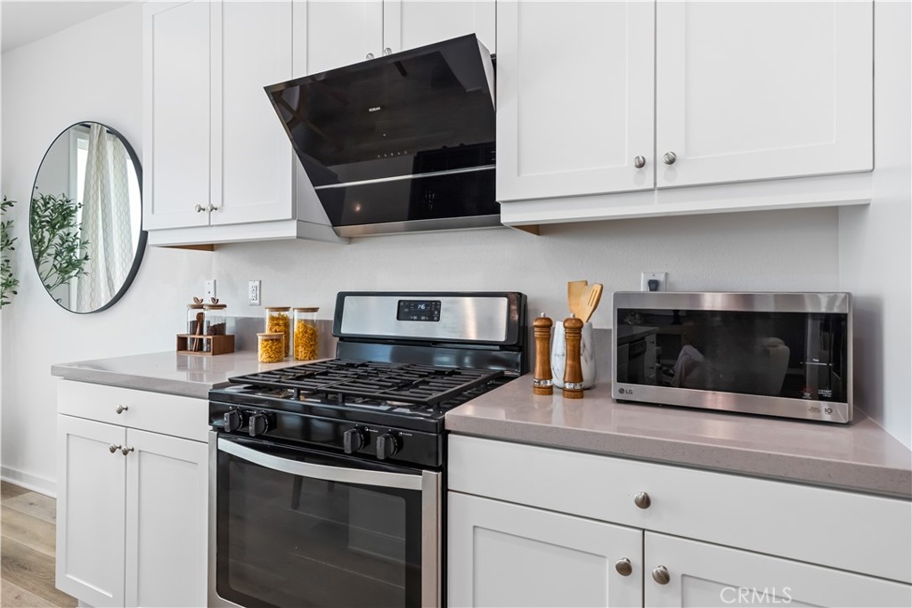 11052 Panoramic Property Photo 15