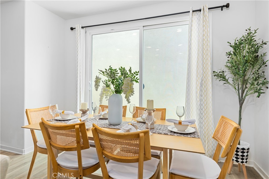 11052 Panoramic Property Photo 19