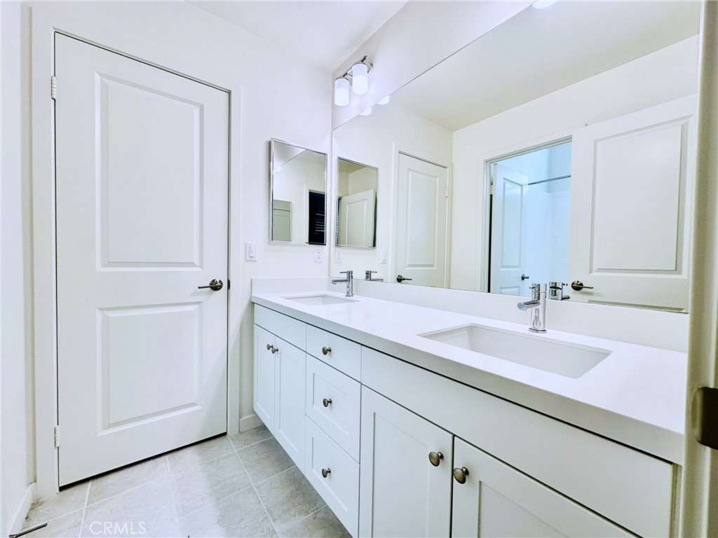 11052 Panoramic Property Photo 35