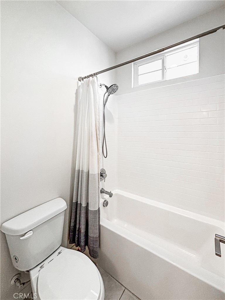 11052 Panoramic Property Photo 37