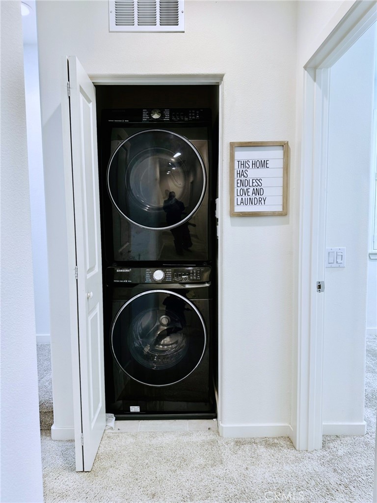 11052 Panoramic Property Photo 39