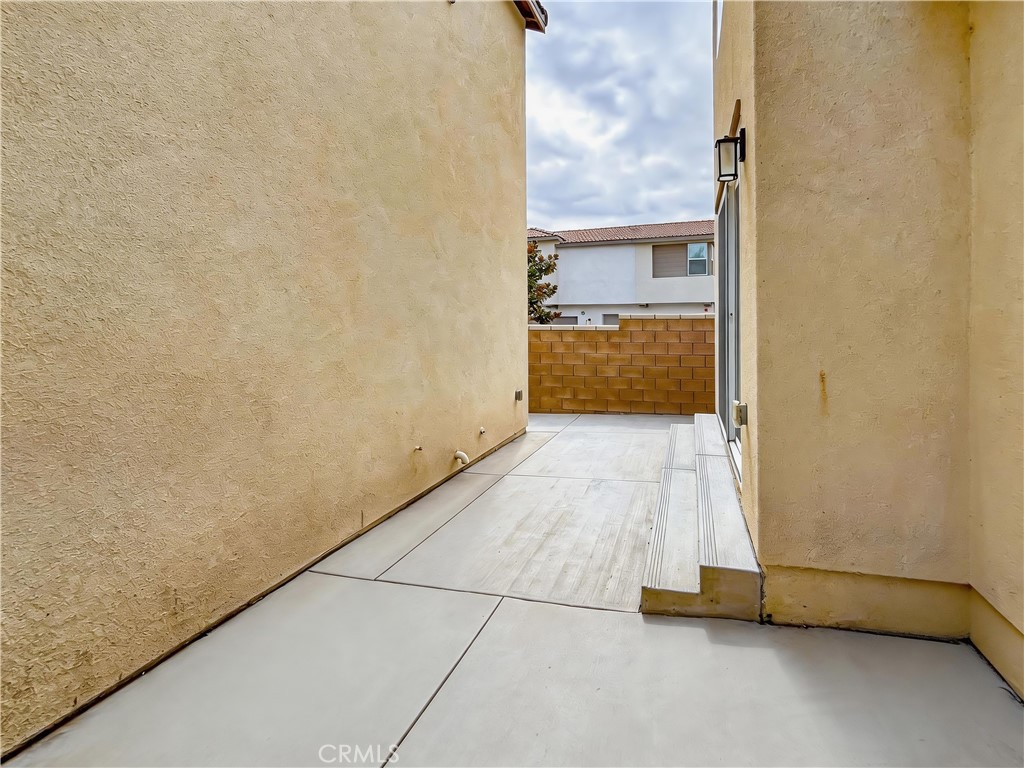 11052 Panoramic Property Photo 53