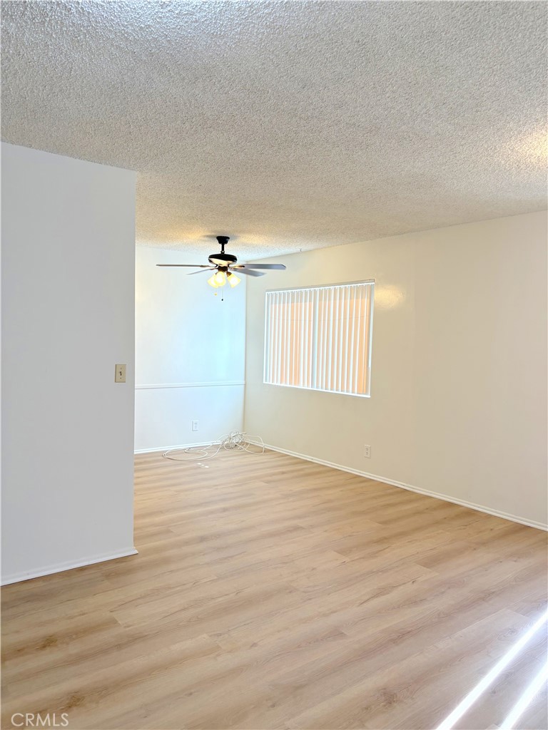 1086 Springfield Street D Property Photo 5