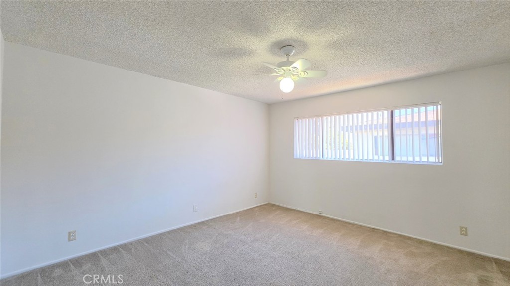 1086 Springfield Street D Property Photo 7