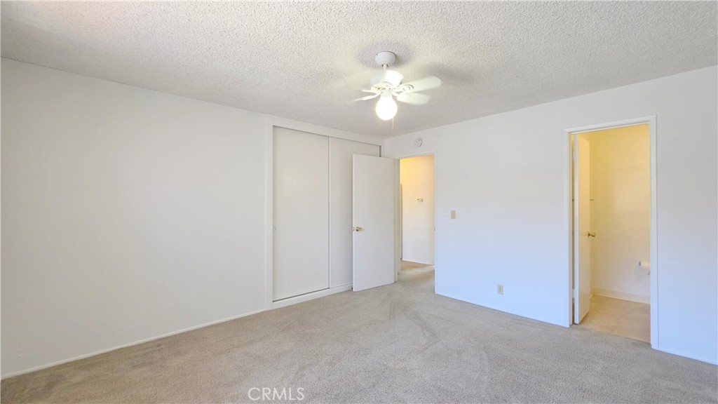 1086 Springfield Street D Property Photo 11