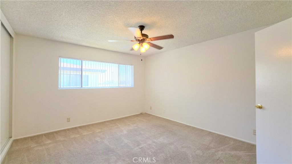 1086 Springfield Street D Property Photo 13