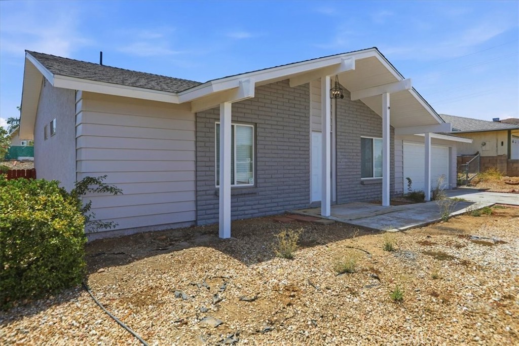26025 Chambers Property Photo 2