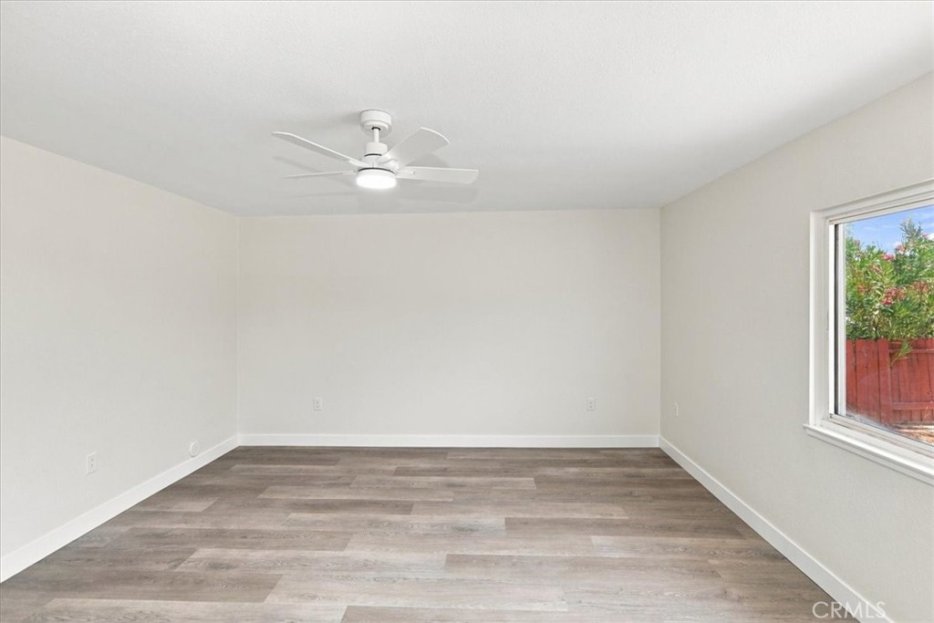 26025 Chambers Property Photo 21