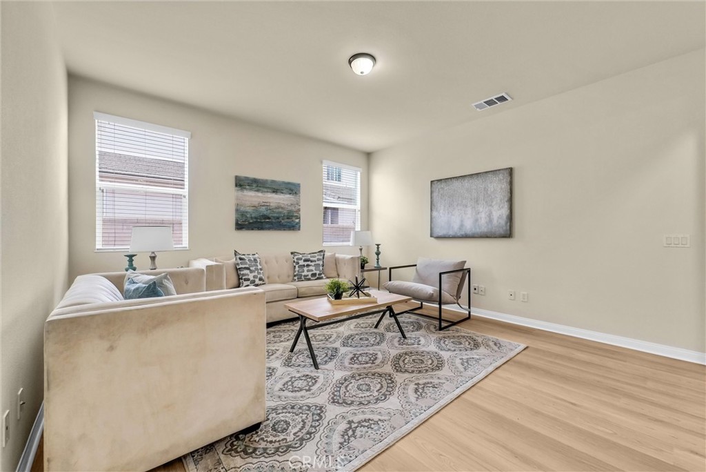 13901 Dellbrook Property Photo 4