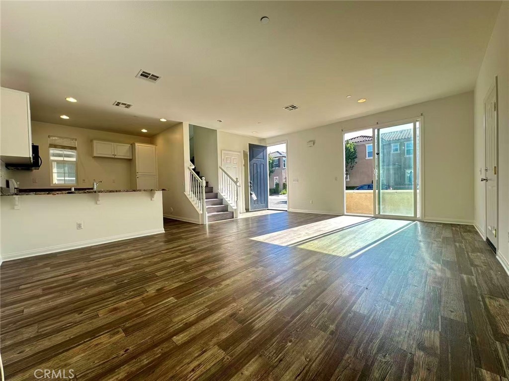 5862 Ginger Drive Property Photo 2