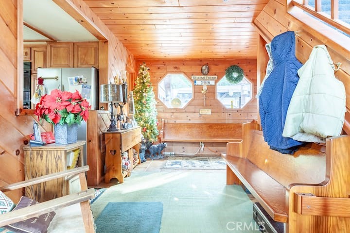 723 Bergschrund Property Photo 8