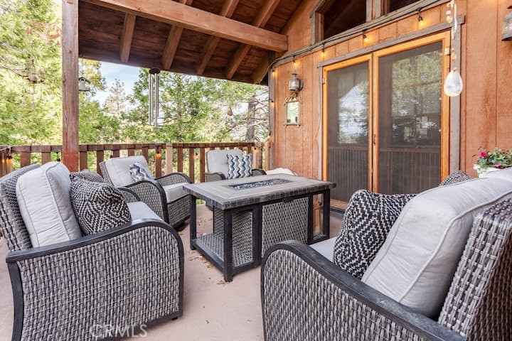 723 Bergschrund Property Photo 27