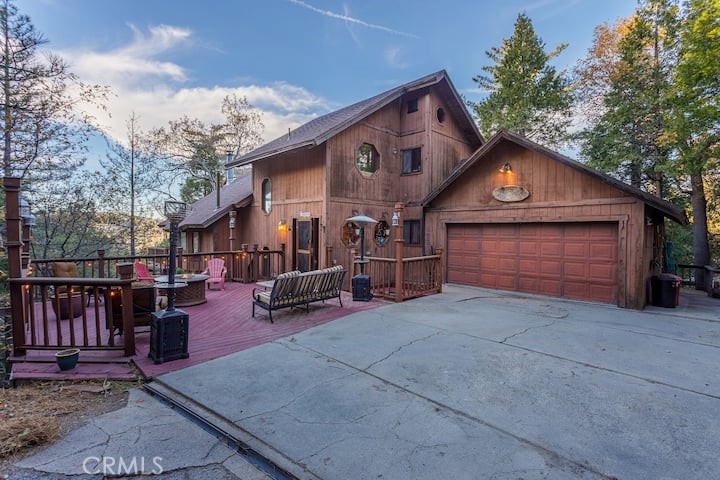723 Bergschrund Property Photo 28