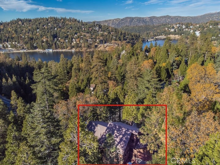 723 Bergschrund Property Photo 33