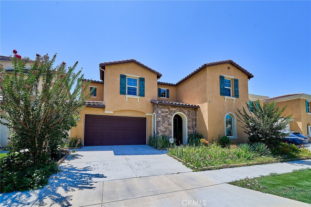 1491 S Carnelian Street Property Photo 2