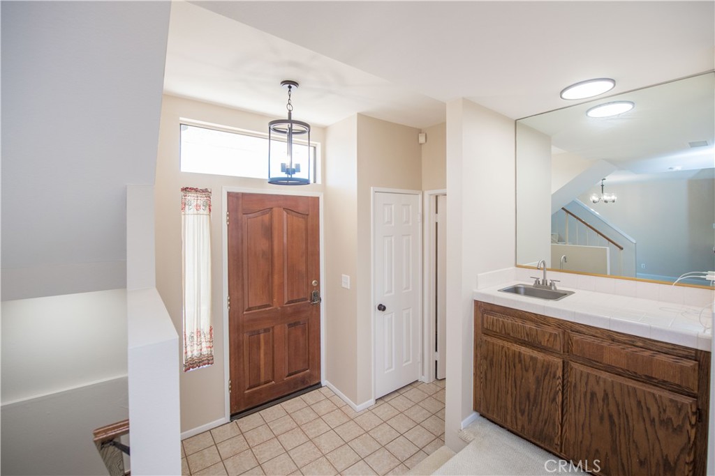 6042 Temple City A Property Photo 7