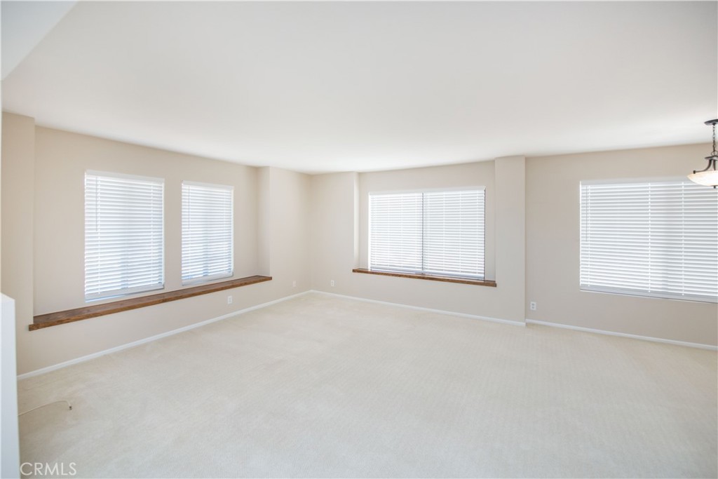 6042 Temple City A Property Photo 8