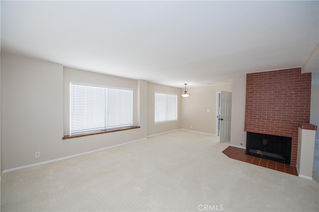 6042 Temple City A Property Photo 10