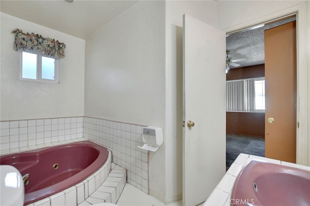 1552 W Evans Property Photo 20
