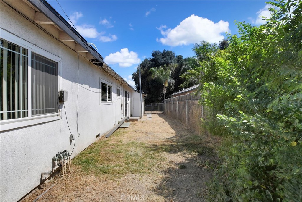 1552 W Evans Property Photo 25