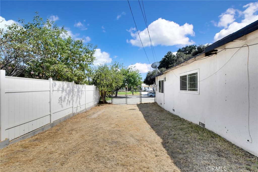 1552 W Evans Property Photo 26