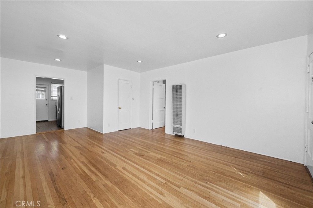 2593 Amherst Property Photo 9