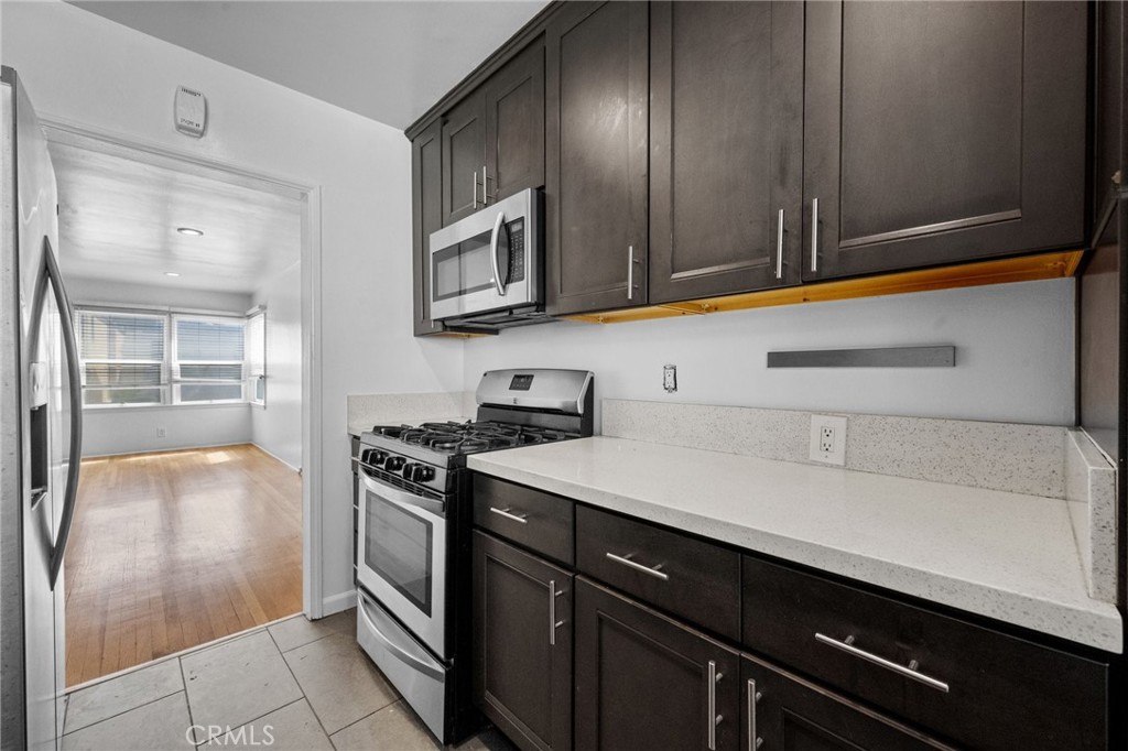 2593 Amherst Property Photo 15