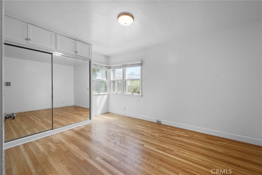 2593 Amherst Property Photo 19