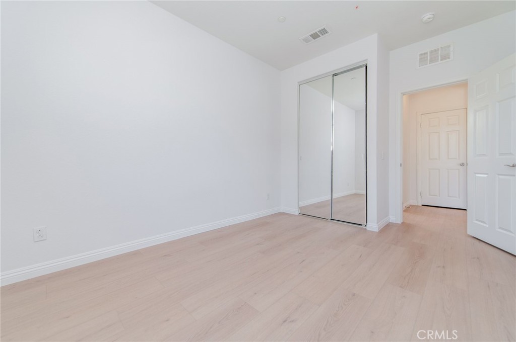 2834 E Murdock Property Photo 22