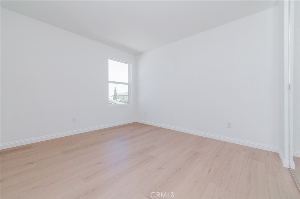 2834 E Murdock Property Photo 27