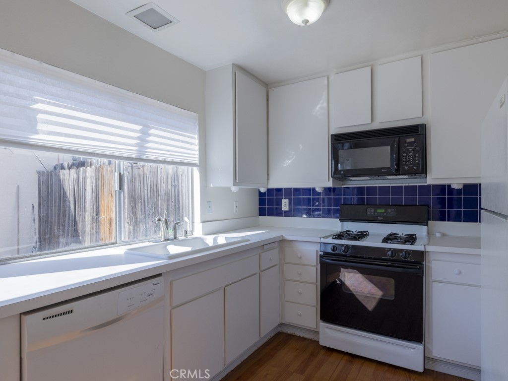 21862 Stonepine St Property Photo 6