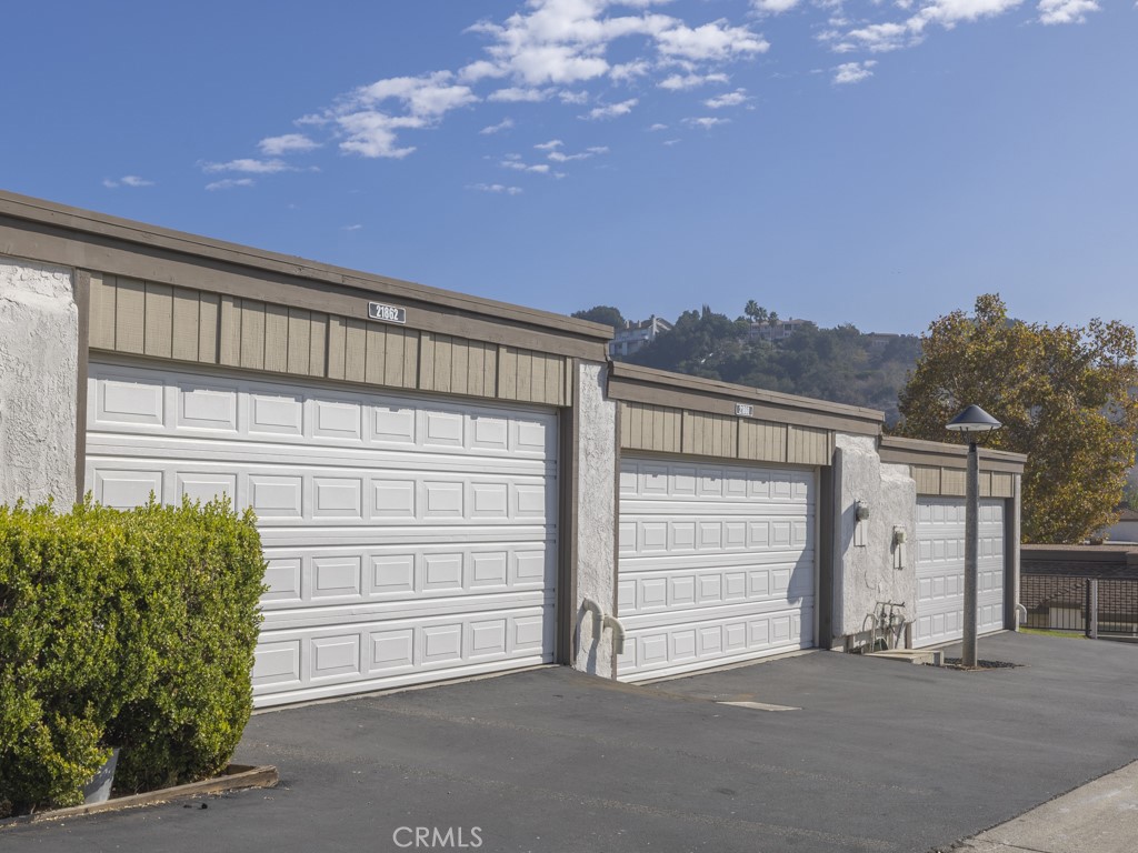 21862 Stonepine St Property Photo 14