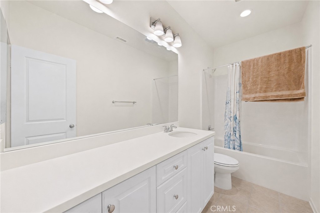 3191 E La Avenida Property Photo 22