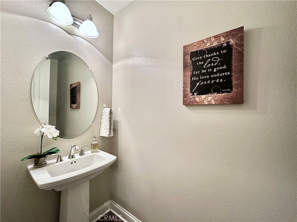 16944 Viana Drive Property Photo 23