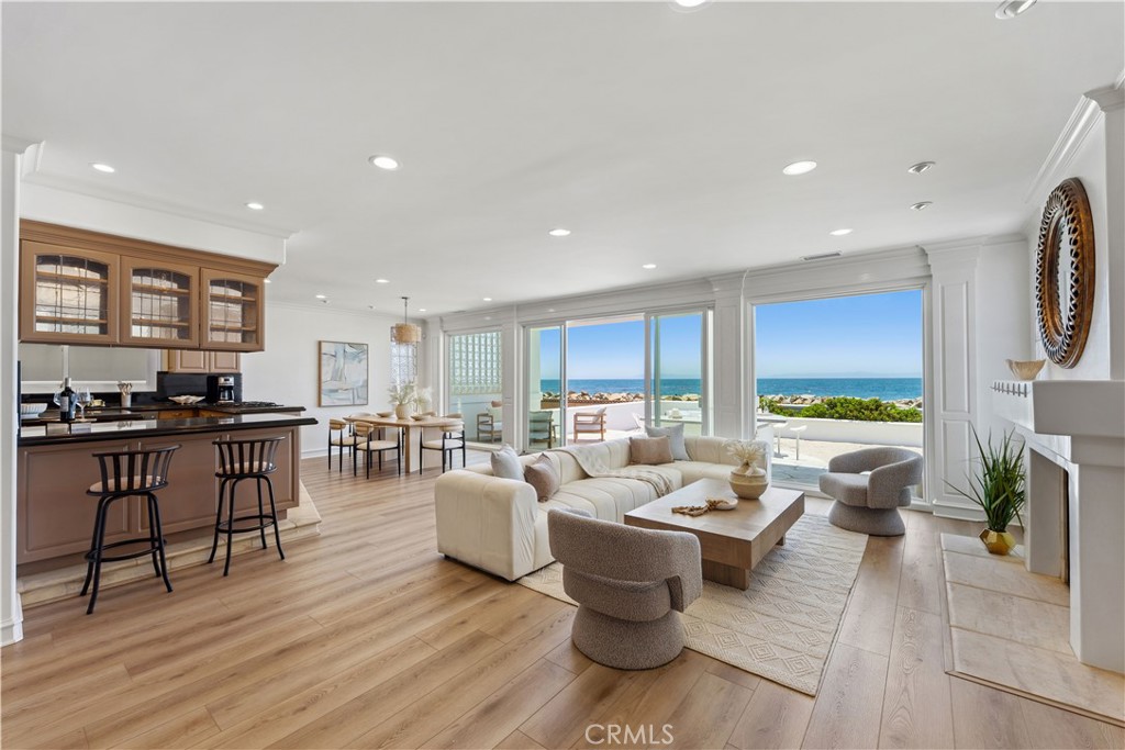 5488 Rincon Beach Park Property Photo 7