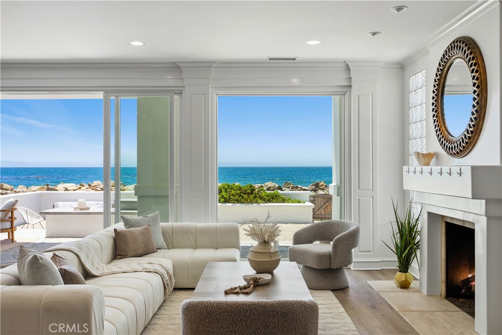 5488 Rincon Beach Park Property Photo 8