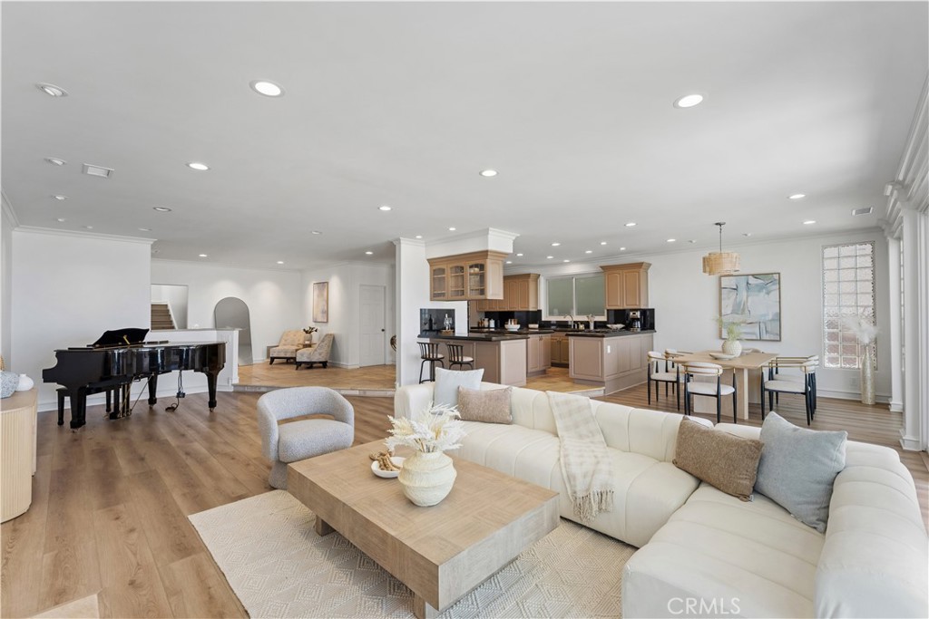 5488 Rincon Beach Park Property Photo 12