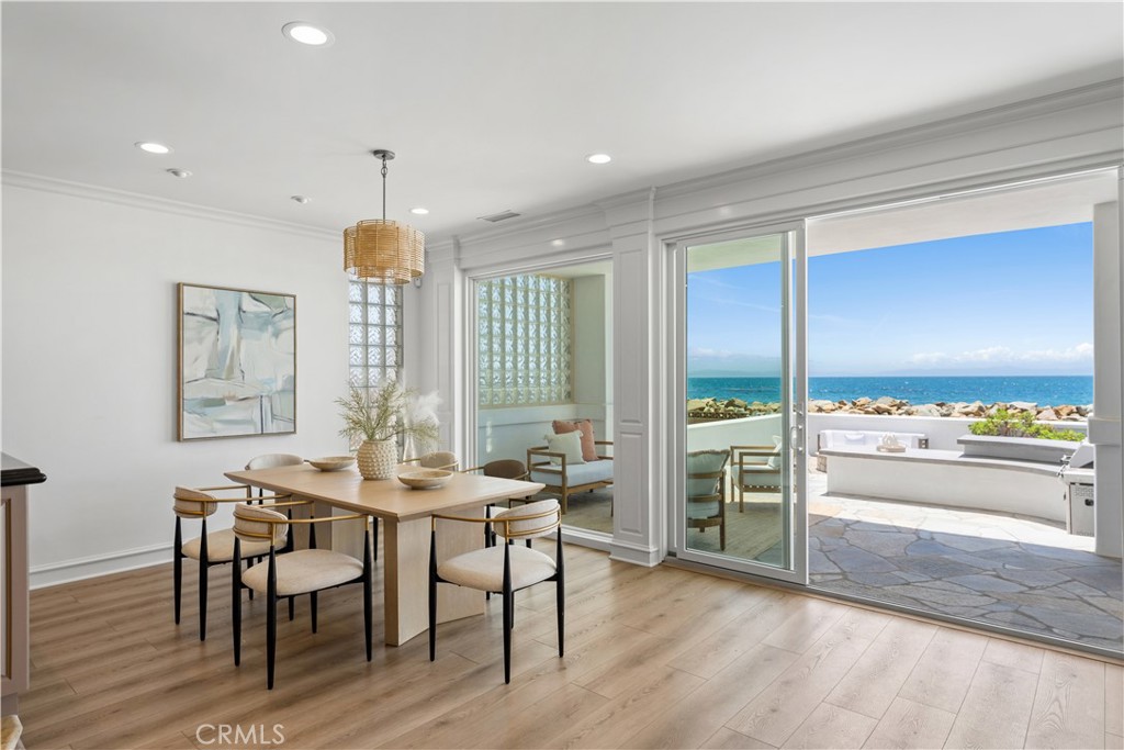 5488 Rincon Beach Park Property Photo 13
