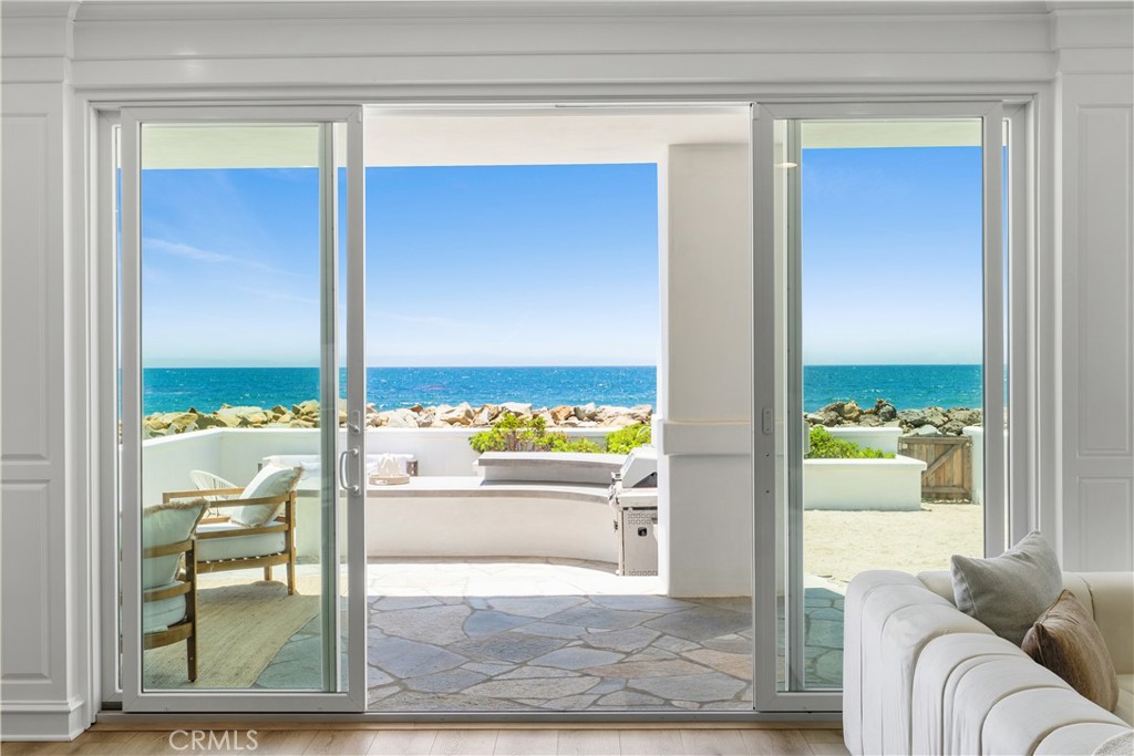 5488 Rincon Beach Park Property Photo 14