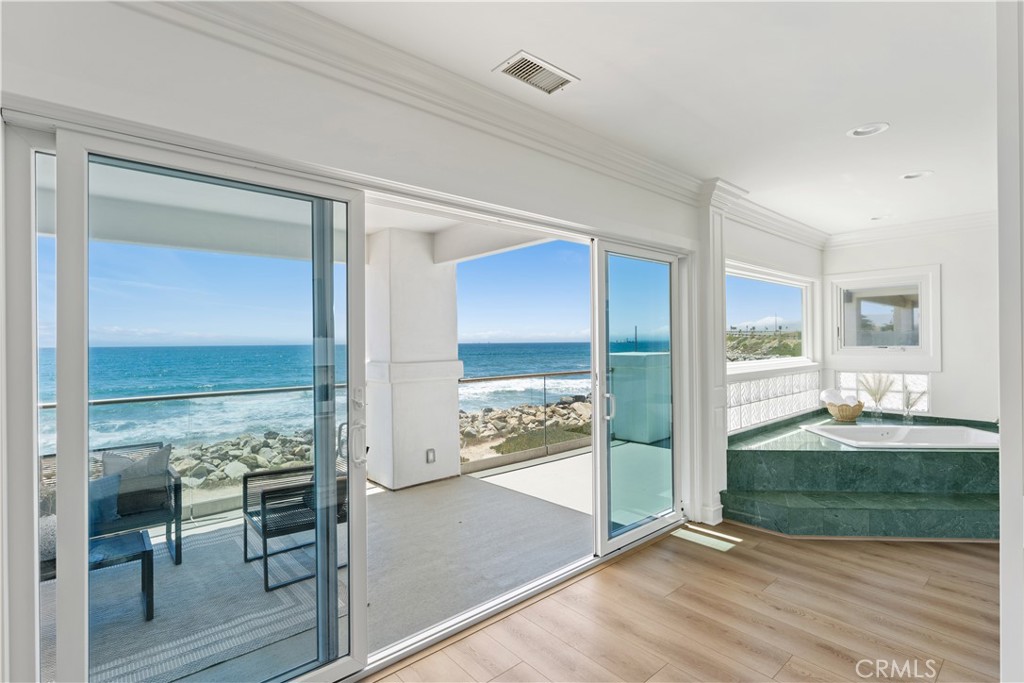 5488 Rincon Beach Park Property Photo 37