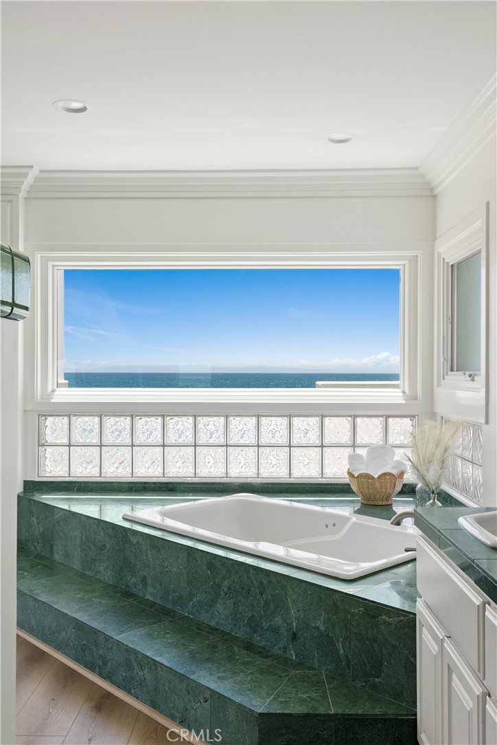 5488 Rincon Beach Park Property Photo 39