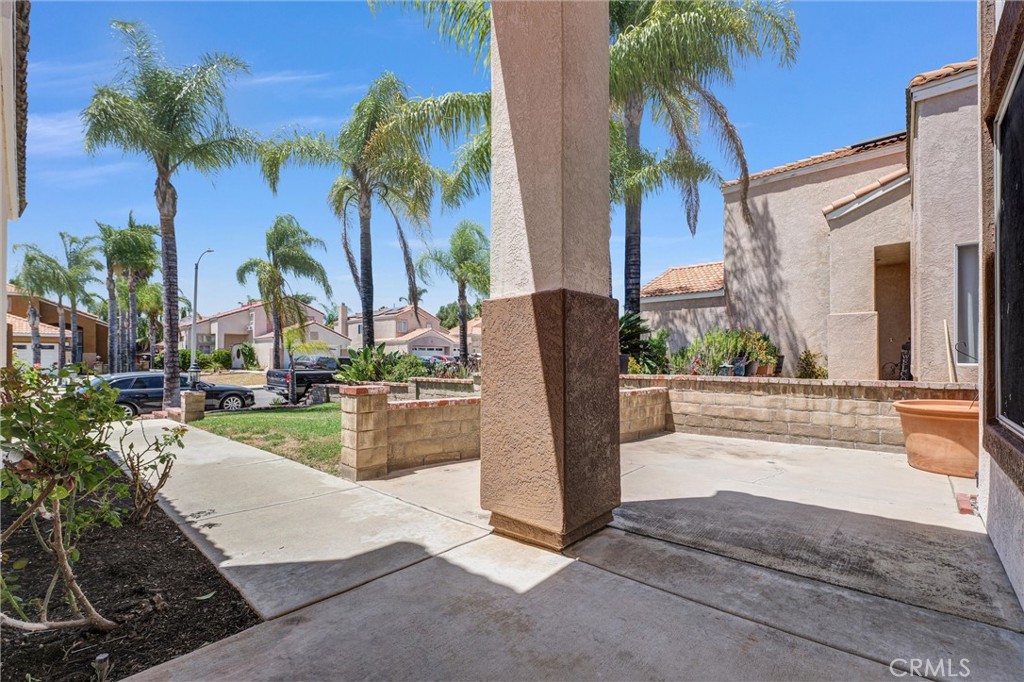 39734 Avenida Miguel Oeste Property Photo 3